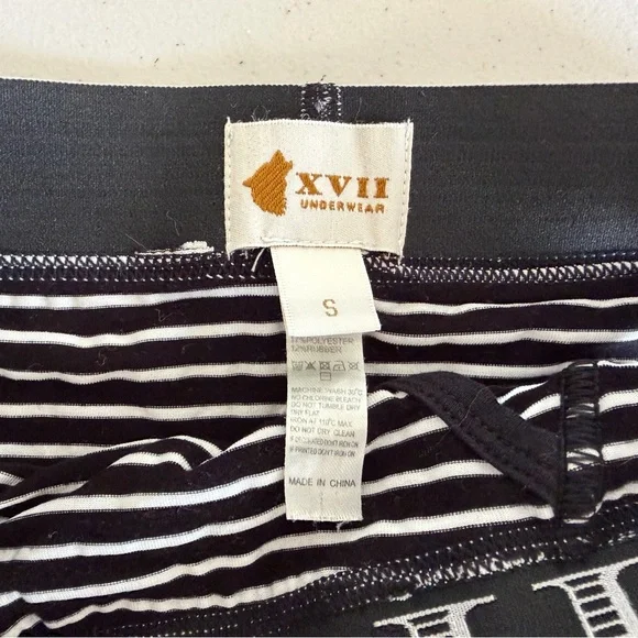 Men's Black and White Striped Briefs - Picture 5 of 5